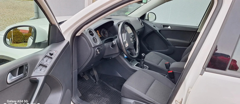 Volkswagen Tiguan cena 44999 przebieg: 180000, rok produkcji 2011 z Jawor małe 704
